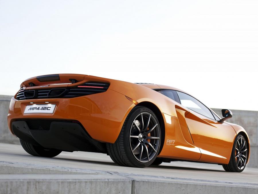  McLaren MP4-12C 2009 года  (фото 41 из 268)